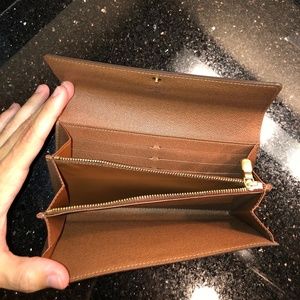 Louis Vuitton Bags - LOUIS VUITTON Monogram Canvas Sarah NM2 Wallet Louis Vuitton Bags - LOUIS VUITTON Monogram Canvas Sarah NM2 Wallet